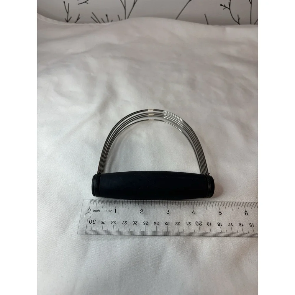 Grand Gourmet Pastry Blender Stainless Steel‎ Black Handle